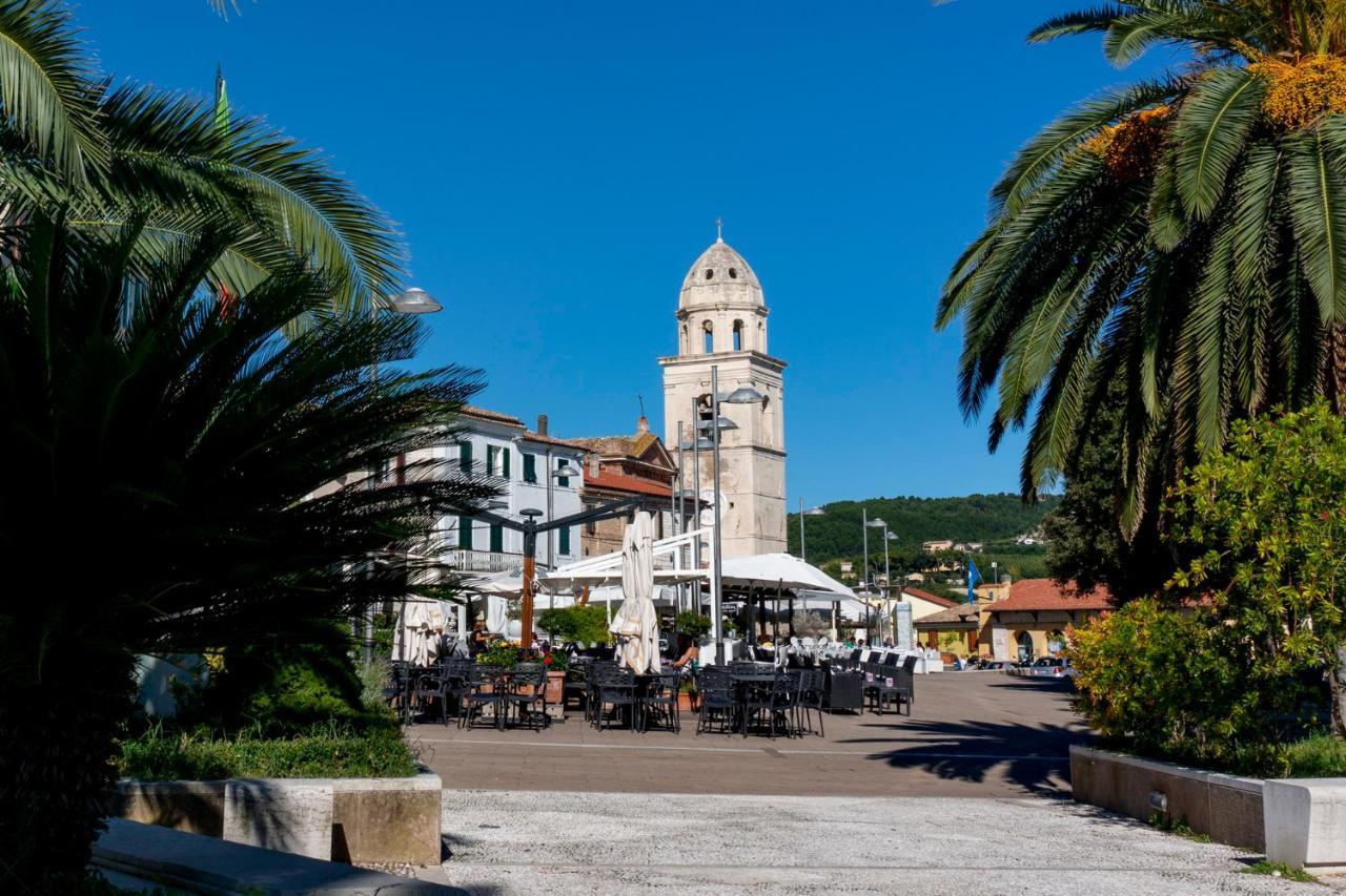 Mare Di Stelle Bed & Breakfast Sirolo Exterior photo