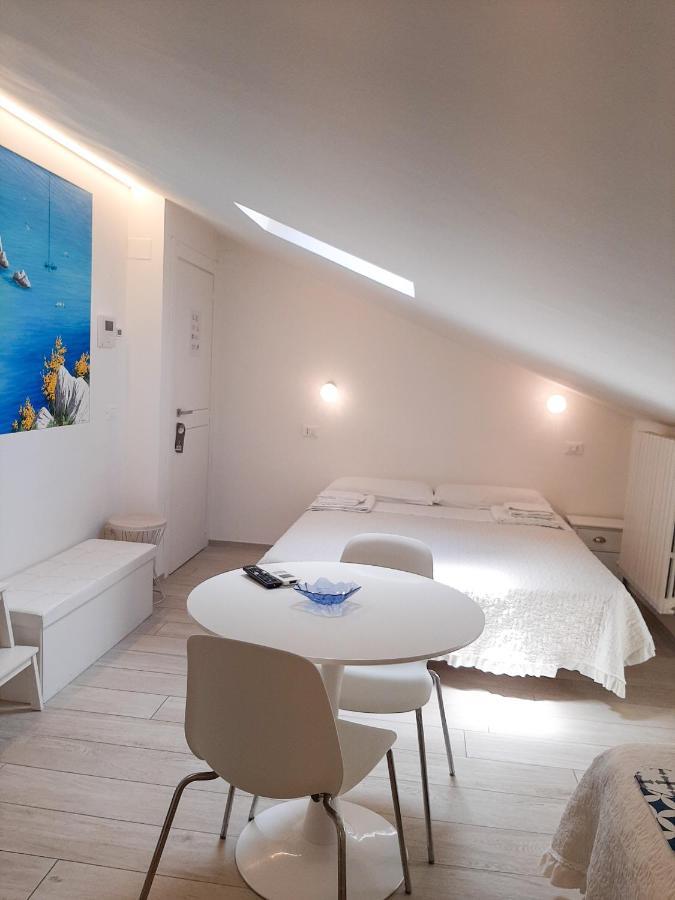 Mare Di Stelle Bed & Breakfast Sirolo Exterior photo